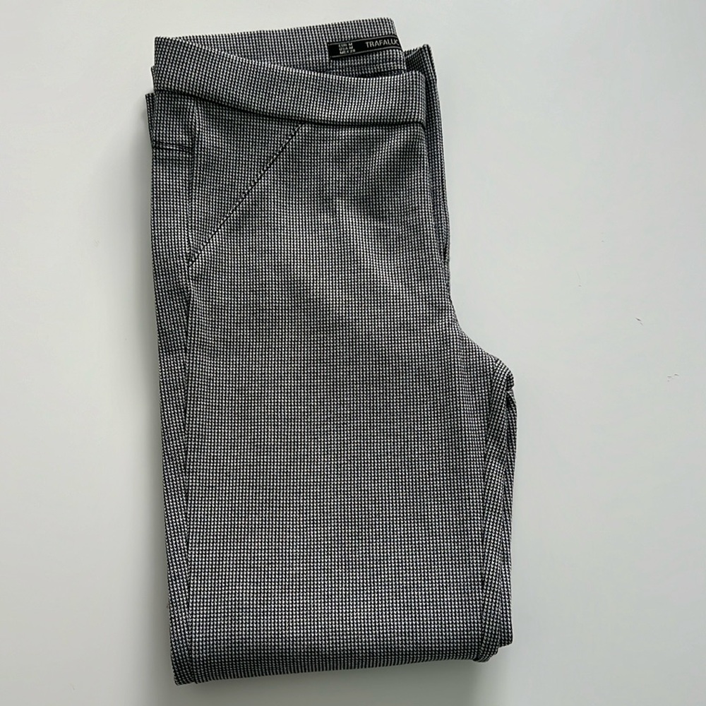 Zara Trafaluc crop, black and white Houndstooth pants